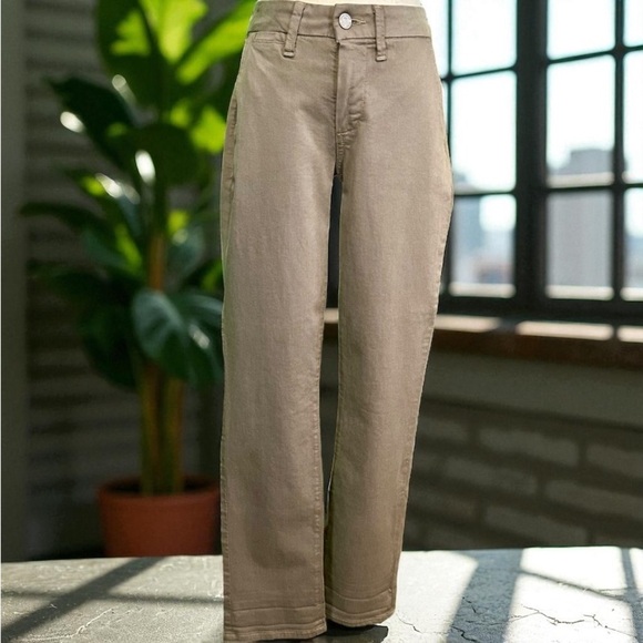 NWOT PAIGE ‘Rianne’ High-Waisted Cuff Jeans in “Seaweed Green” Size 23 - Picture 3 of 16